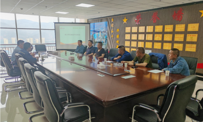 兄弟同心 合作共贏&mdash;&mdash;鋁電解智能裝備與技術(shù)研發(fā)聯(lián)合體開(kāi)展技術(shù)交流座談